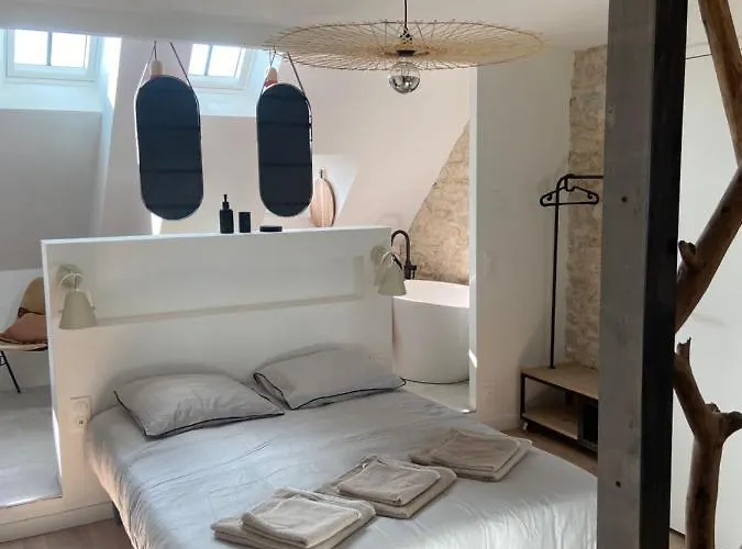 Les Embruns 圣瓦斯特－拉乌格