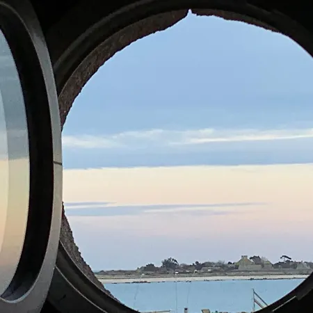 Les Embruns * Saint-Vaast-la-Hougue